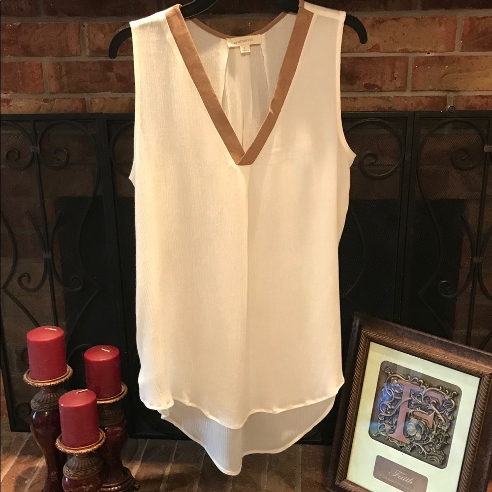 ONETHELAND v-neck sleeveless top